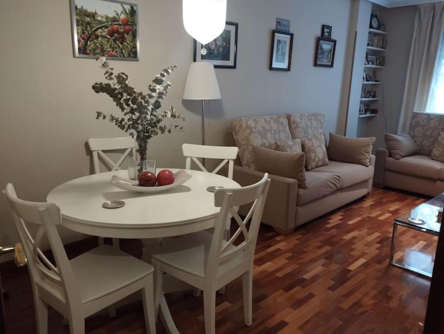 Centro-Gascona Con Terraza, Garaje Y Wifi Gratuito Daire Oviedo Dış mekan fotoğraf